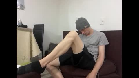 Snapshot of millerjdm chatting on September 2025 09:40:02 PM SlimnHungOH online show from September 2025 09:40:02 PM