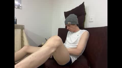 Snapshot of millerjdm chatting on September 2025 09:51:01 PM SlimnHungOH online show from September 2025 09:51:01 PM