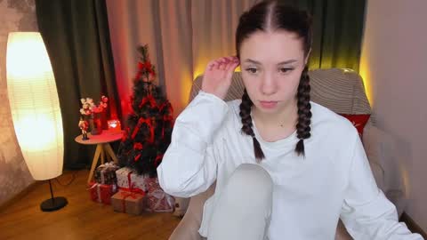 Snapshot of milli_brownn chatting on December 2024 10:34:01 AM Milli online show from December 2024 10:34:01 AM