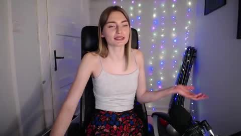 millie_lacroix online show from February 2025 12:27:01 PM