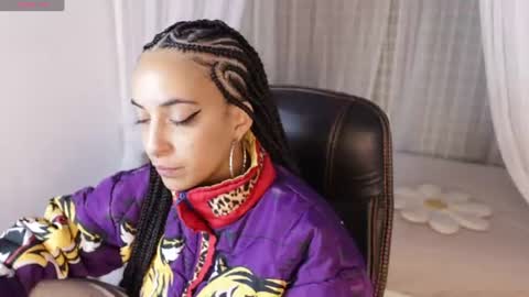 millie_volturi online show from June 2026 12:36:02 PM