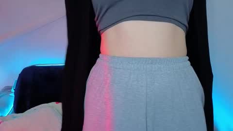 Snapshot of milliedoll chatting on October 2025 07:17:01 AM Millie online show from October 2025 07:17:01 AM