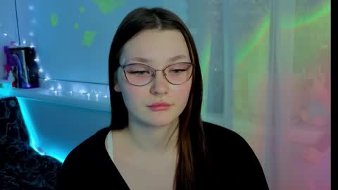 Snapshot of milliedoll chatting on October 2025 10:02:01 AM Millie online show from October 2025 10:02:01 AM