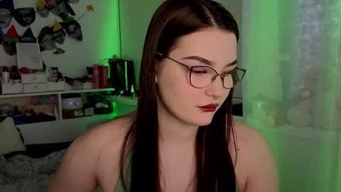 Snapshot of milliedoll chatting on November 2025 05:29:02 AM Millie online show from November 2025 05:29:02 AM