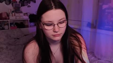 Snapshot of milliedoll chatting on February 2026 12:19:01 PM Millie online show from February 2026 12:19:01 PM