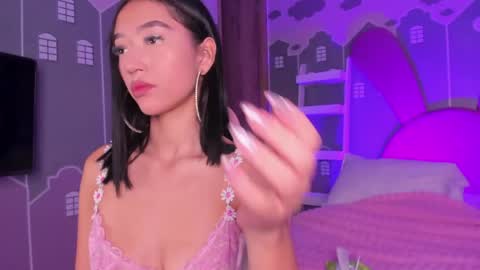 Snapshot of millieskinny_ chatting on April 2026 12:00:02 AM Ana Maria online show from April 2026 12:00:02 AM