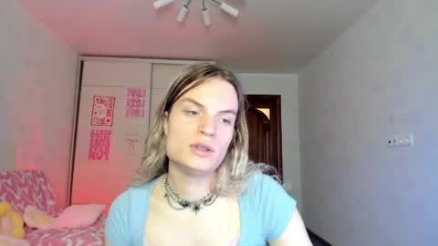 mili-kira online show from May 2026 01:57:16 AM