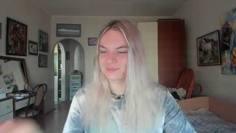 mili-kira online show from August 2026 04:22:01 AM