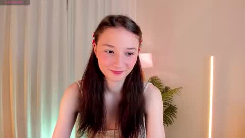 Snapshot of milliminimouse chatting on January 2026 05:18:01 PM milliminimouse online show from January 2026 05:18:01 PM