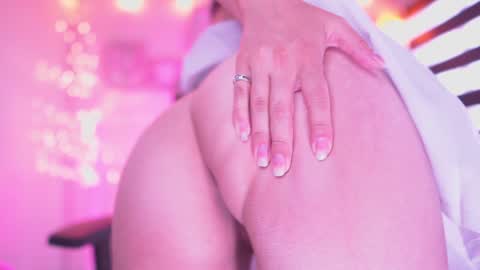 MILLY online show from December 2024 06:49:02 PM