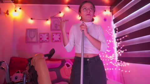 MILLY online show from January 2025 06:57:01 PM