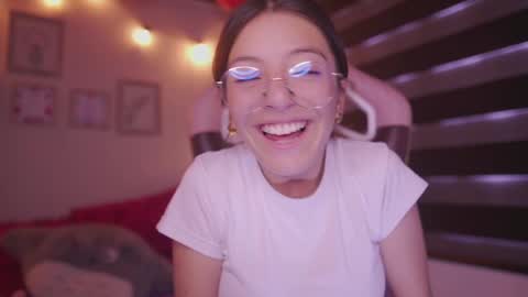 MILLY online show from February 2025 07:05:02 PM