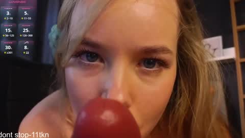 Snapshot of milly_shy chatting on January 2025 10:41:02 AM Milly online show from January 2025 10:41:02 AM