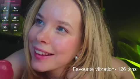 Snapshot of milly_shy chatting on February 2025 01:22:02 PM Milly online show from February 2025 01:22:02 PM