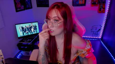 Monkey D Maddie online show from September 2025 11:21:01 PM