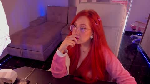 Snapshot of milly_yako chatting on May 2026 08:27:01 PM Monkey D Maddie online show from May 2026 08:27:01 PM