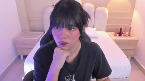 millyevans1 online show from April 2026 03:42:01 AM