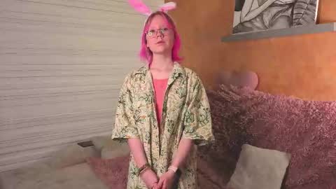 Milly online show from November 2025 04:33:01 AM