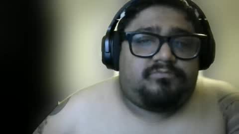 Snapshot of milo69966 chatting on October 2025 05:19:02 AM milo69966 online show from October 2025 05:19:02 AM