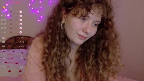 milounee online show from February 2026 06:37:01 PM