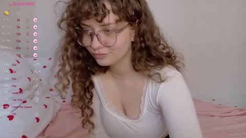 milounee online show from February 2026 10:38:01 AM