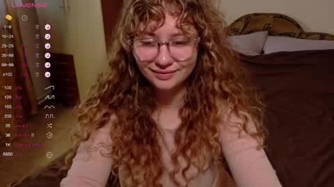 milounee online show from May 2026 09:47:01 AM