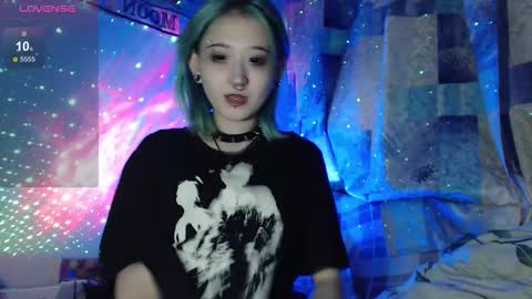 milten_trish online show from September 2025 04:12:02 PM