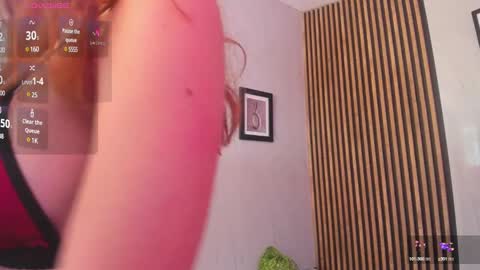 Snapshot of milu_collins chatting on January 2025 04:27:02 PM Milu online show from January 2025 04:27:02 PM