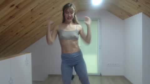 Snapshot of milusea chatting on October 2025 11:38:02 AM milusea online show from October 2025 11:38:02 AM