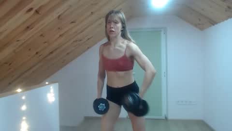 Snapshot of milusea chatting on November 2025 05:24:02 PM milusea online show from November 2025 05:24:02 PM