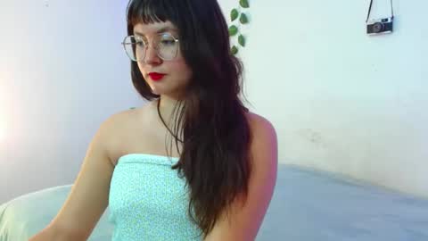 mily_baker online show from February 2025 05:31:01 PM