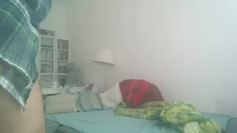 Snapshot of milymen26 chatting on January 2026 07:56:02 AM Milymen26 Polish man master fereskik straight mature online show from January 2026 07:56:02 AM