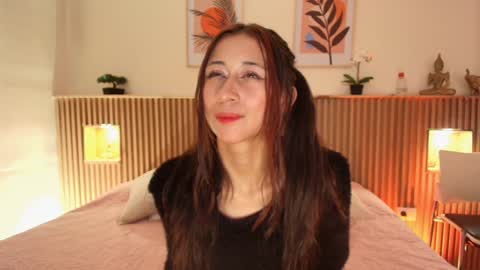 Milly  online show from December 2024 08:05:01 PM