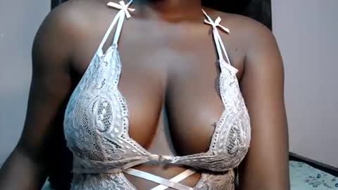 mimiebony online show from July 2026 10:21:02 AM