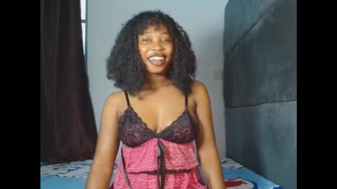 mimi online show from November 2025 02:27:02 PM