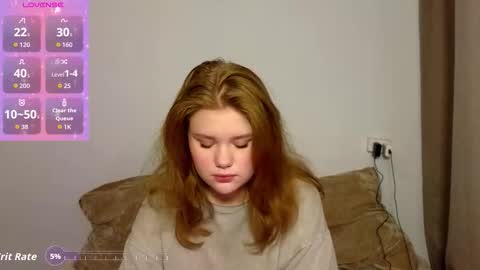 Snapshot of mina27372 chatting on February 2026 02:32:02 AM hi Im Mina online show from February 2026 02:32:02 AM