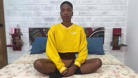 Mina Caramelo online show from February 2026 04:16:01 AM