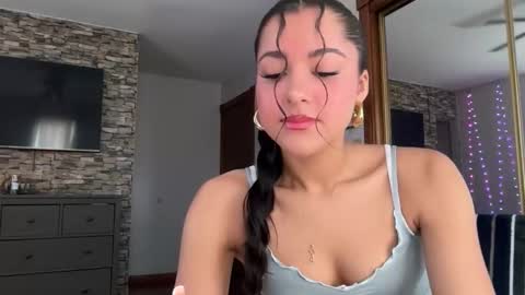 Mina online show from March 2026 07:29:01 PM