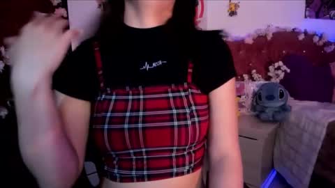 Snapshot of minami_nakamura chatting on November 2025 09:44:02 AM minami_nakamura online show from November 2025 09:44:02 AM