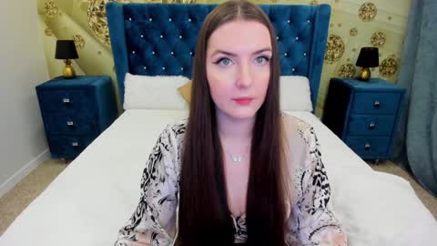 Snapshot of minchelskatrina chatting on December 2024 12:33:01 PM minchelskatrina online show from December 2024 12:33:01 PM