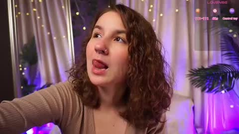 Frances  Next streams Thu Fri Sat 8am -  4pm GMT3 online show from October 2025 05:49:02 AM