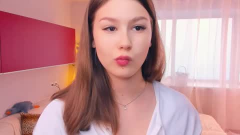 Mindi online show from November 2025 07:11:02 AM