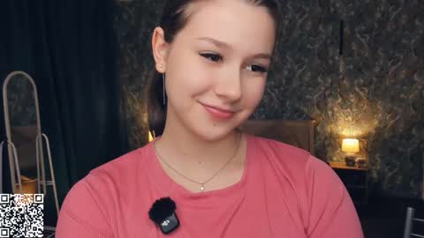 Snapshot of minditrelles chatting on November 2025 07:11:02 AM Mindi online show from November 2025 07:11:02 AM