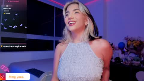 My name is Fer Nice to meet you  give it a thumbs up please its important online show from January 2025 02:17:01 AM