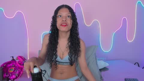 Snapshot of mingie_rouse chatting on February 2025 11:44:02 AM Mingie online show from February 2025 11:44:02 AM