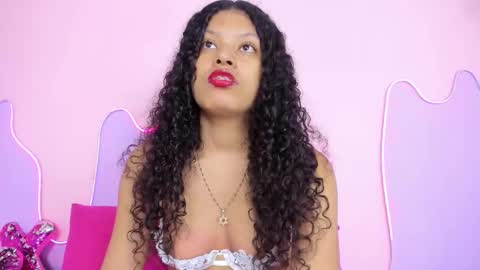 Snapshot of mingie_rouse chatting on February 2026 03:11:01 AM Mingie online show from February 2026 03:11:01 AM