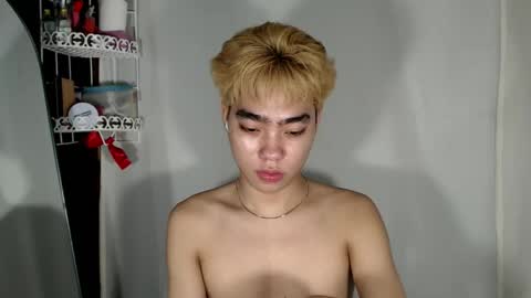 mingkla_man online show from May 2026 11:43:02 PM