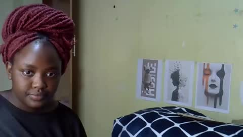 mini_karee online show from February 2026 03:41:02 PM