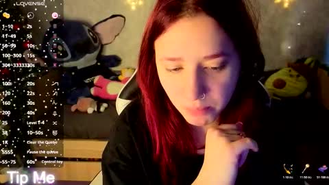 Snapshot of mini_lady2 chatting on December 2025 09:03:01 AM Ruby online show from December 2025 09:03:01 AM