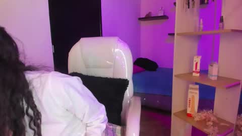 miniadelf online show from February 2026 08:14:01 PM